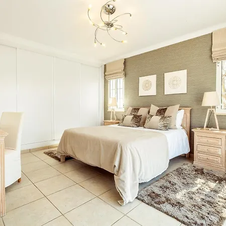 Lovely Very Private With Beautiful Gardens *