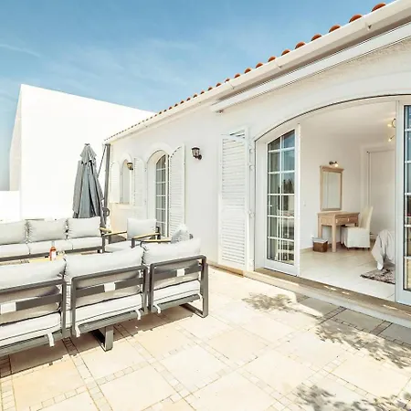 Lovely Very Private With Beautiful Gardens *