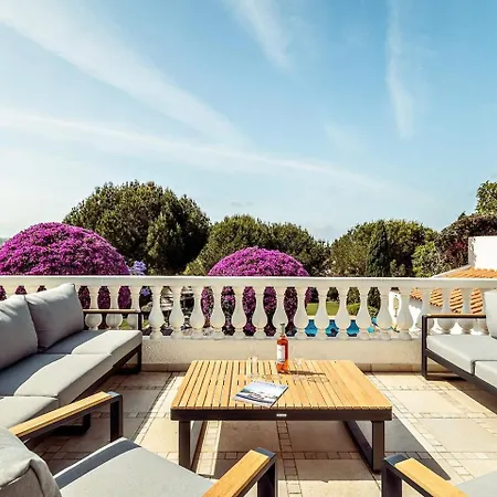Lovely Very Private With Beautiful Gardens Гия