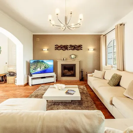 Lovely Very Private With Beautiful Gardens Вилла *