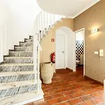 Vila Lovely Very Private With Beautiful Gardens